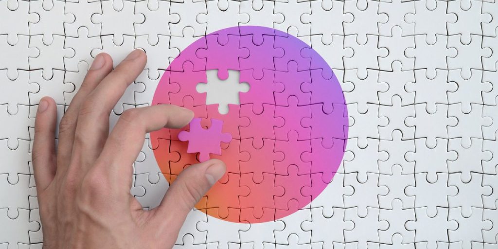 puzzle-the-mans-hand-completest20gjo1nw-web-1.jpg